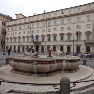DSC01948Palazzo Chigi   sede Do governo [640x480]