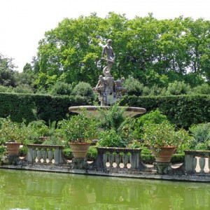 DSC02491Fontanadell'OceanoDelGiambologna GiardiniBobolif [640x480]