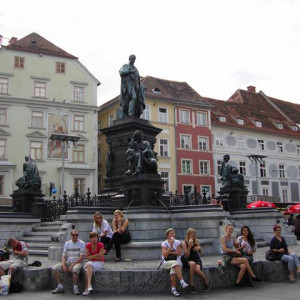 DSC04875 Haupt Platz   Graz 2