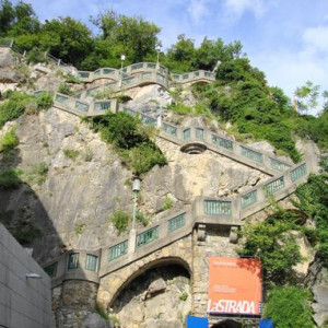 DSC04912 Kriegssteig   Schlossberg platz   Graz 3