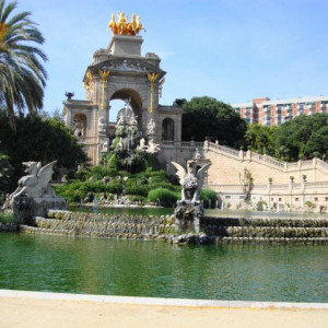 DSC03271Parc Ciutadella - Cascada.JPG