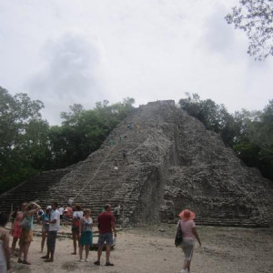 Coba piramide