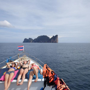 Plankton Tour a caminho de Maya Bay