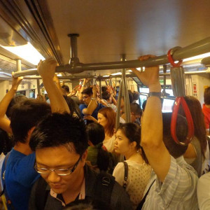 Sky Train em hora de ponta - Bangkok