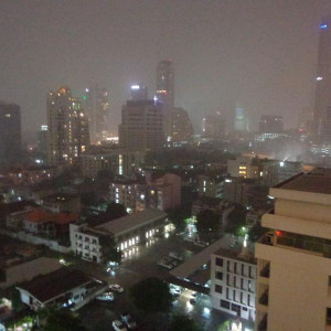 Vista do quarto do Furama Silom - Bangkok