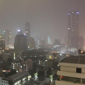 Vista do quarto Furama Silom Hotel - Bangkok