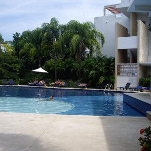 Piscina 1 - 3.JPG