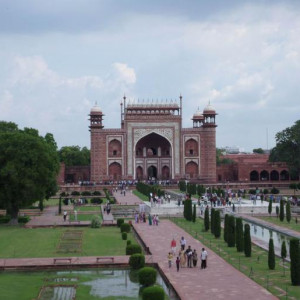 Taj 4