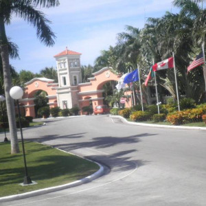entrada bahia principe.JPG