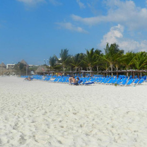 MEXICO CATALONIA PLAYA MAROMA 2011