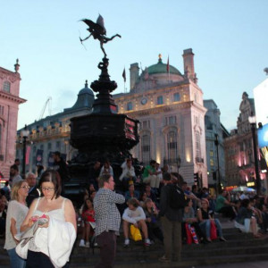 8 Eros Picaddily Circus