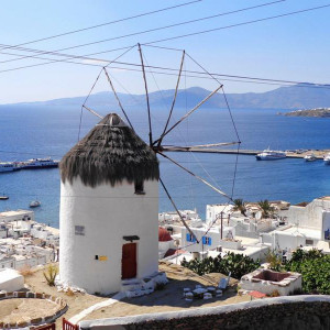 17Mykonos MoinhoBonis