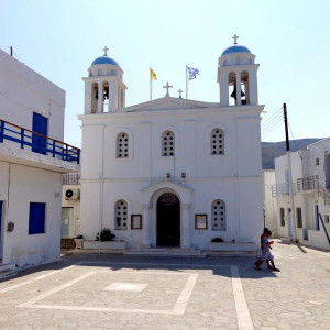 DSC04279Parikia_IgrejaZoodohosPigi.JPG