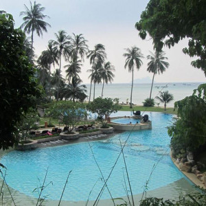 Piscina e Praia - Phiphi island vilage