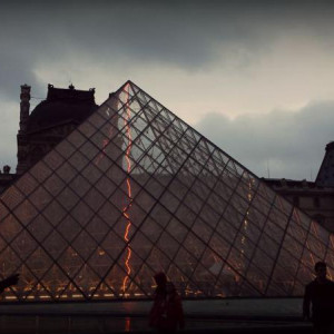 Pirâmide do Museu do Louvre