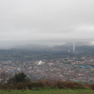Oviedo visto Do Monte Naranco