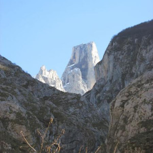Monte Naranjo visto de Bulnes