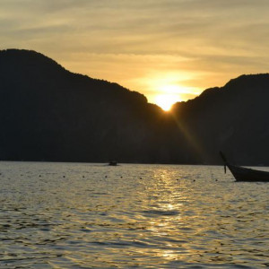 Pôr do sol Phi Phi