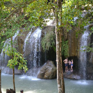 Erawan Falls (Kanchanaburi)