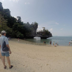 Pakbia Island (Hong Island)