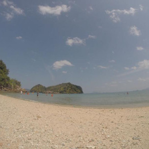 Pakbia Island (Hong Island)