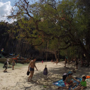 Ladding Island (Hong Island)