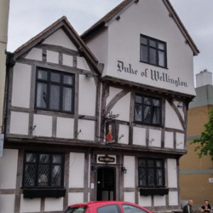 UK (76)