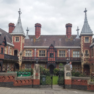 UK (113)