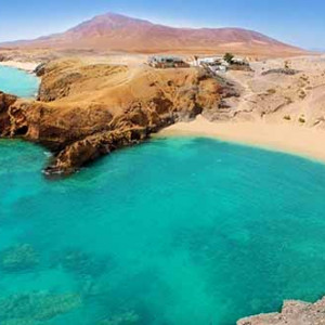 Lanzarote_papagayo_beach_canary_islands_spain_680