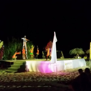 41 D - ESPETACULO PRAIA 20150707_213341