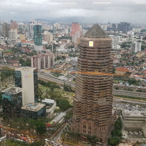 Vista do Skybridge das Petronas