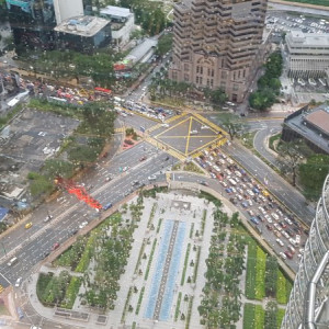 Vista do Skybridge das Petronas