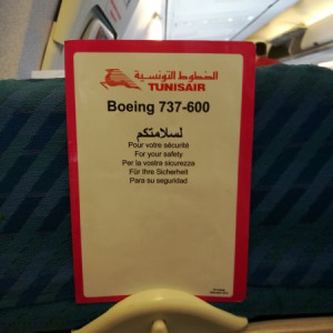 Boeing 737 600 em razoáveis condições.