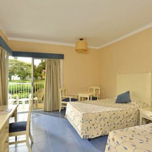 Iberostar-tainos-bungalow-rooms-800x600