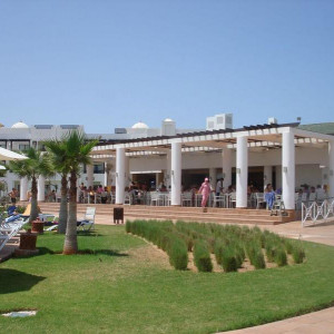 Buffet piscina hotel Iberostar
