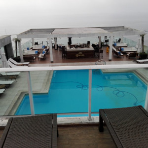 2hotel1