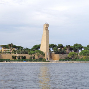7DSC09659 Monumento Al Marinaio D Italia - Brindisi 0