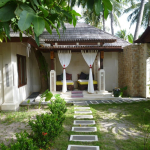 Holiday Island Resort