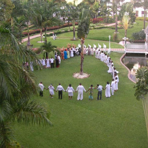 Oração no Jardim do Hotel