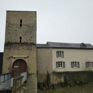 49 Larochette