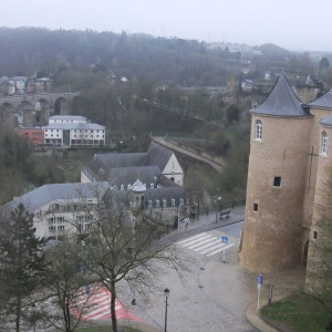 52 Luxemburgo