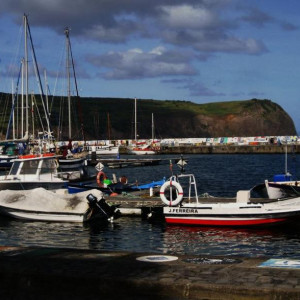 Açores 1 051