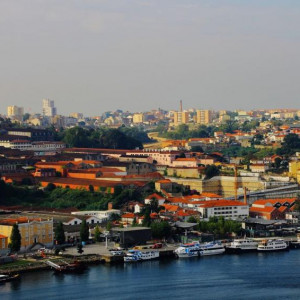 TOUR PORTO 1 084