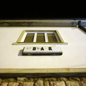 B-a-r