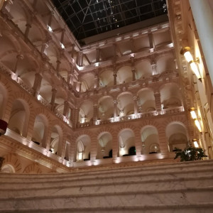 184