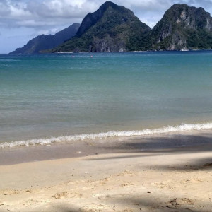 Maregbeach1