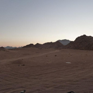 Anoitece no Deserto