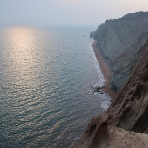 85 Hormuz