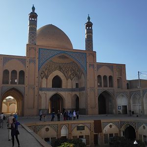 81 Kashan