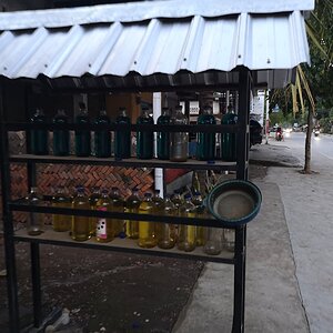 Gasolineiras Lombok.jpg